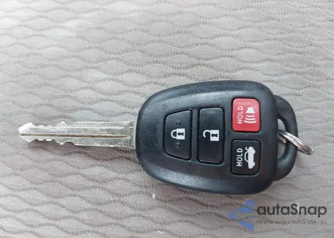 2018 Toyota Corolla Le из США, поврежденный, VIN 2T1BURHE3JC074280